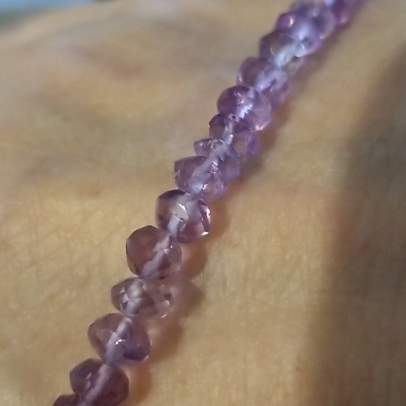 Genuine Amethyst Beads Stretch Bracelet - Picture 8 of 8